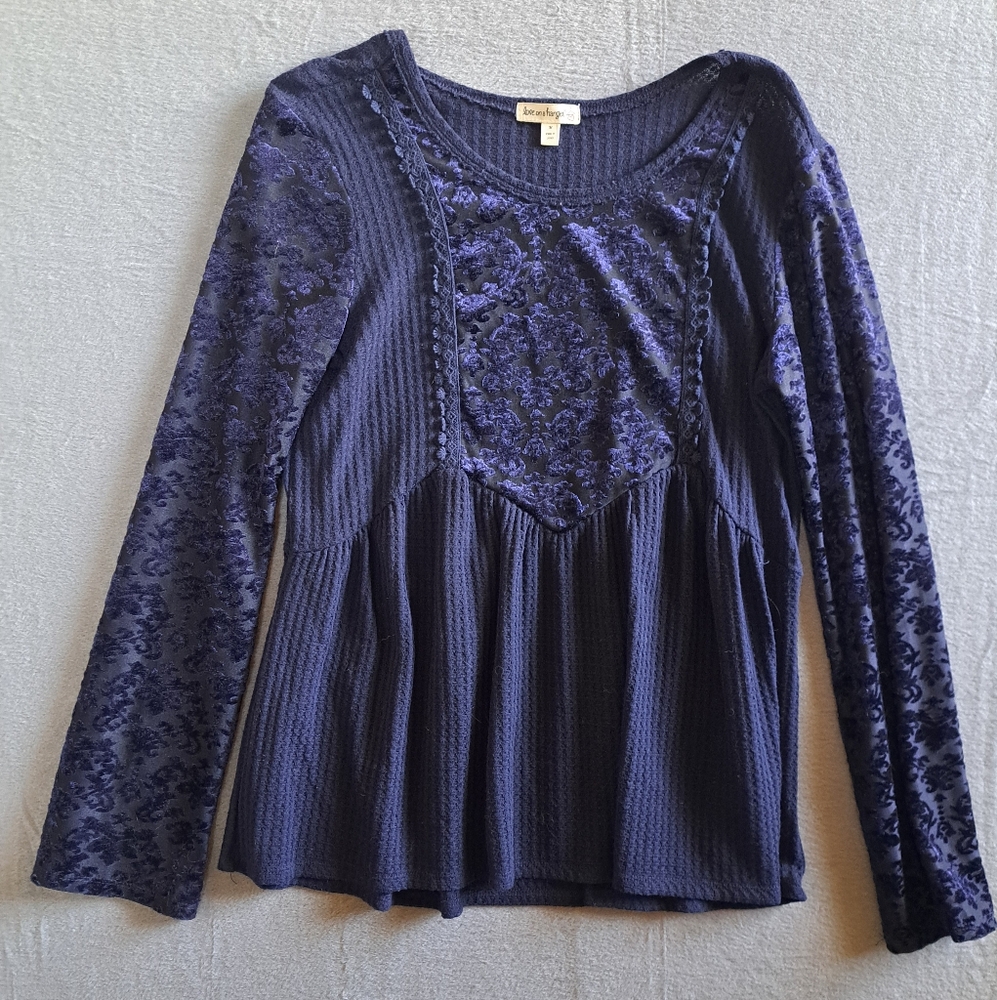 Love on a hanger Long-sleeved babydoll blue top